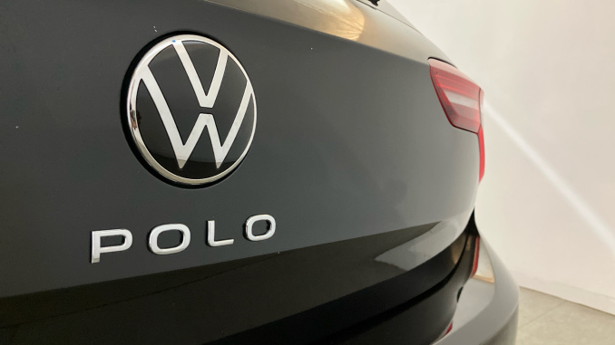 Volkswagen Polo 1.0 TSI 115 Black Edition 5dr DSG Petrol Hatchback - Image 25